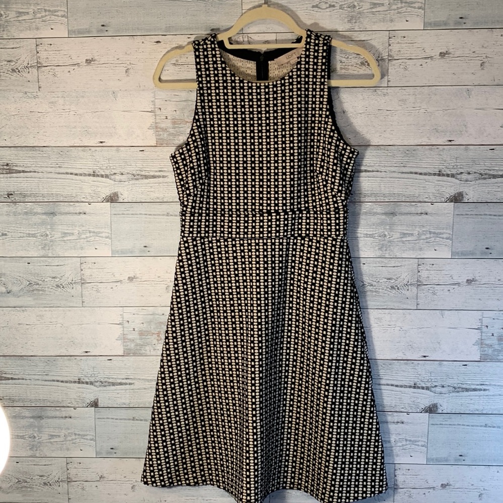 Ann Taylor Loft Fit & Flare Skater Dress Black & Cream Knit Sleeveless Size 4